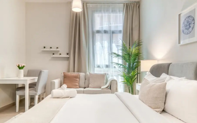 Sanctuary Studio In Barsha Heights