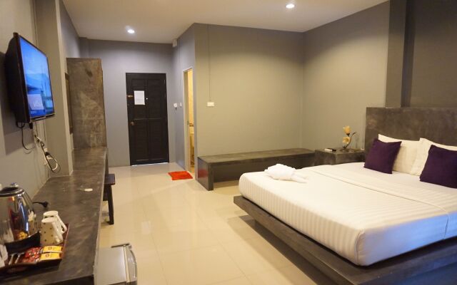 Ploenjai Hotel Ranong