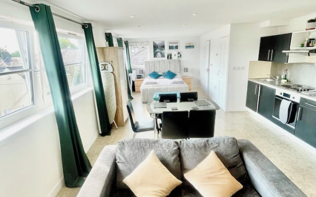 Lovely Spacious Studio in Central Cambridge