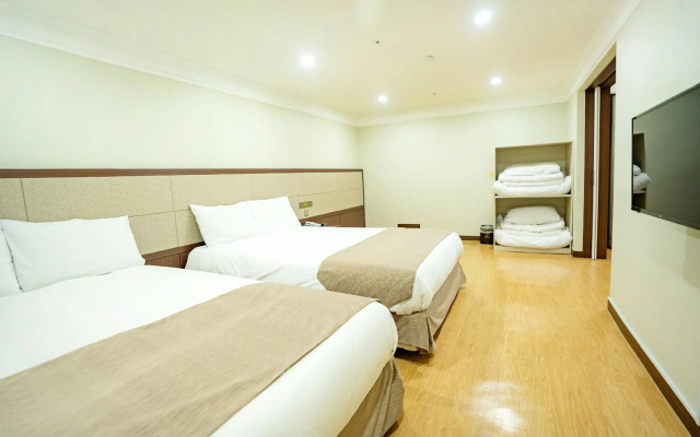 Jeju Robero Hotel