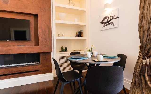 AD MAIORA Boutique Suite