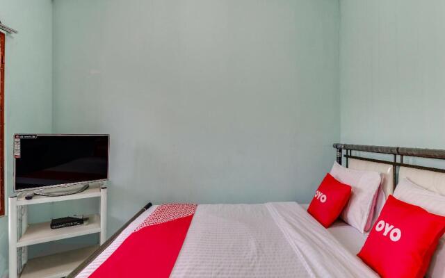 OYO 90014 Green House Cipanas