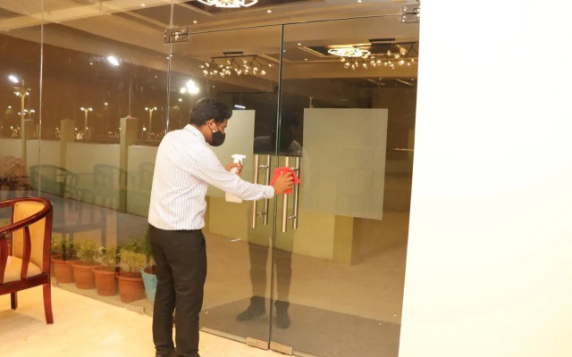 Gadiraju Palace Convention Centre & Hotel