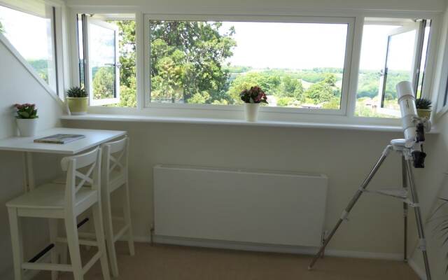 Ranmore Rise Bed And Breakfast