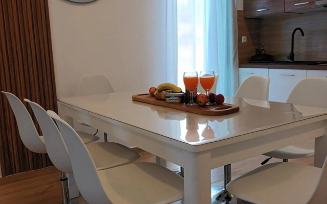 Apartmani Tolj