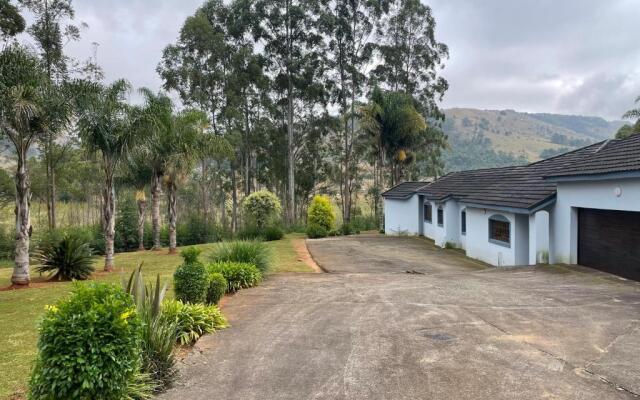Boikhutsong House
