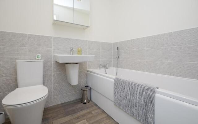 Royal Derby Hospital 3 bed Town House