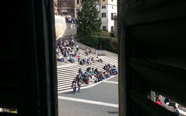 Piazza Di Spagna View