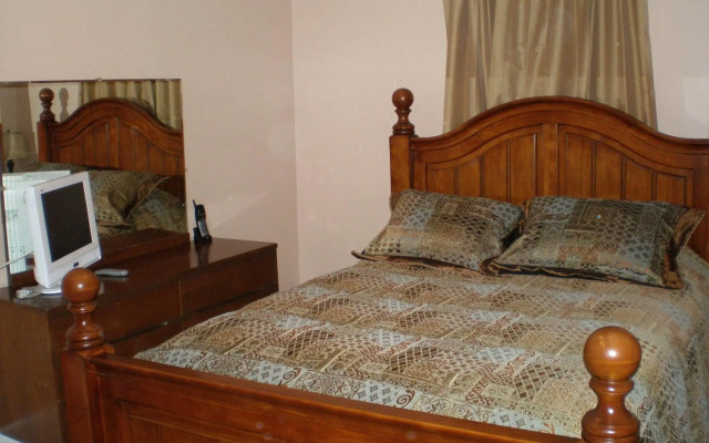 Spanish Bay Inn, CANADA