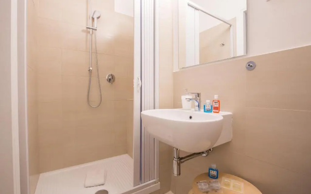 900 Liberty Guest House