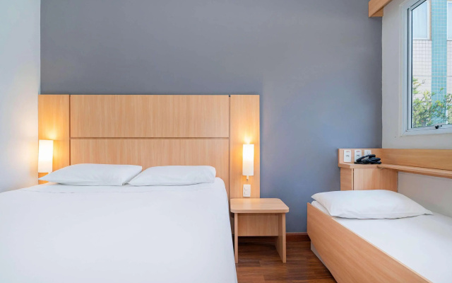 ibis Piracicaba