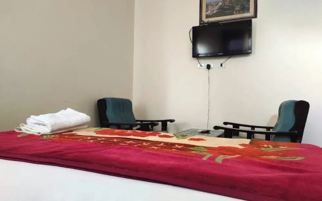 Hotel Amrapali