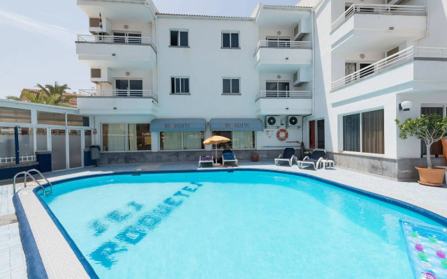 Apartamentos Ses Roquetes