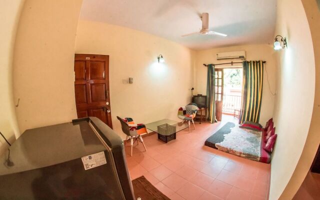 Showstopper Apartments 1 BHK Pool View