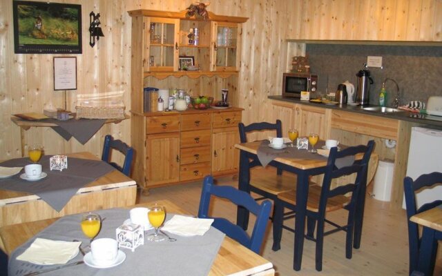 Dalen Bed & Breakfast