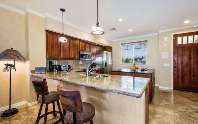 Waikoloa Beach S J32 2 Bedroom Condo by RedAwning