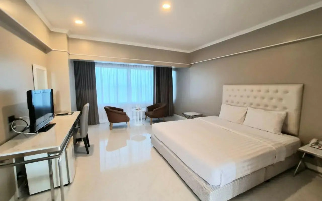 Chaisaeng Palace Hotel