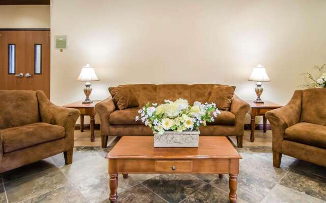 Quality Inn & Suites Rockport - Owensboro North (GOLD AWARD WINNER)