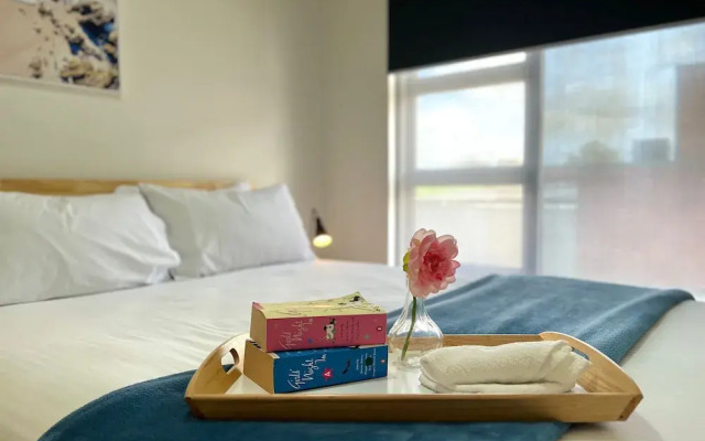 3BR Unit Free Park Wifi Campbelltown