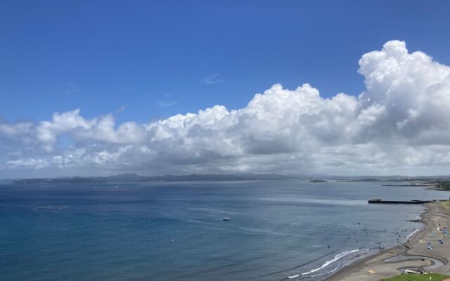 New WestPeninsula Hotel