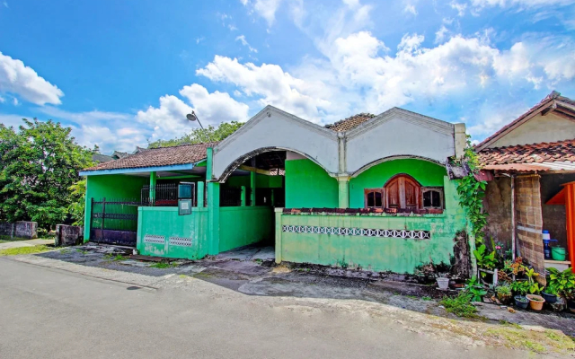 SPOT ON 91764 Griya Amarta Syariah