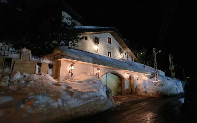 Faqra Palace