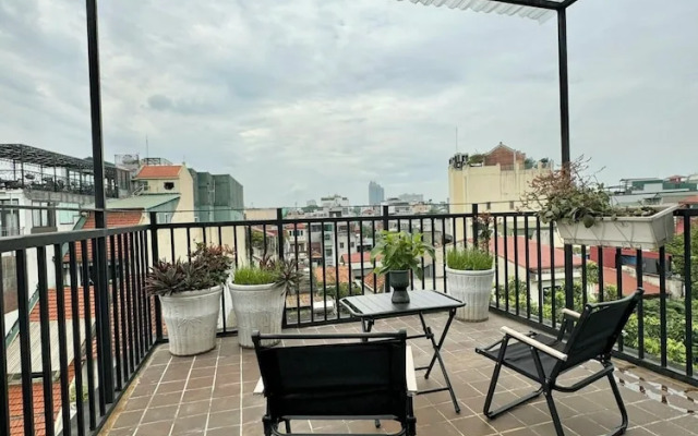 The Little Hanoi