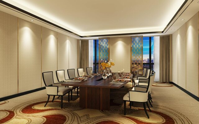 Crowne Plaza Moscow - Park Huaming by IHG