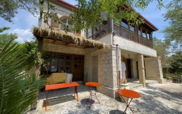 Villa Anta house by the sea