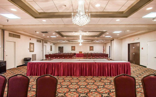 Clarion Inn