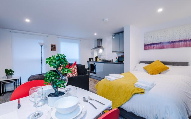 City Centre Cosy Studio Apartments
