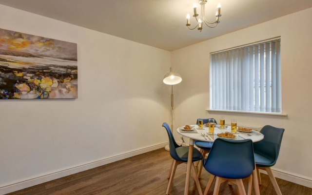 Karah Suites - Manley Gardens Two