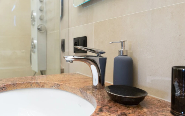 Quiet&High Class apts Jablonowskich St.