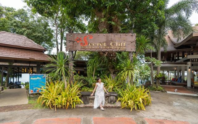 Secret Cliff Resort Phuket