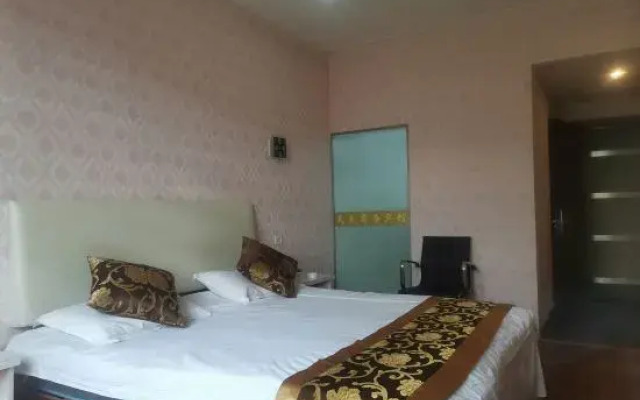Langxi Tiantian Business Hotel