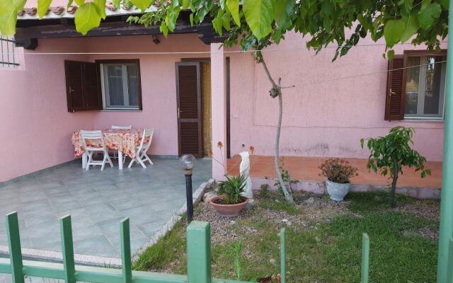 San Teodoro Suaredda Apartments