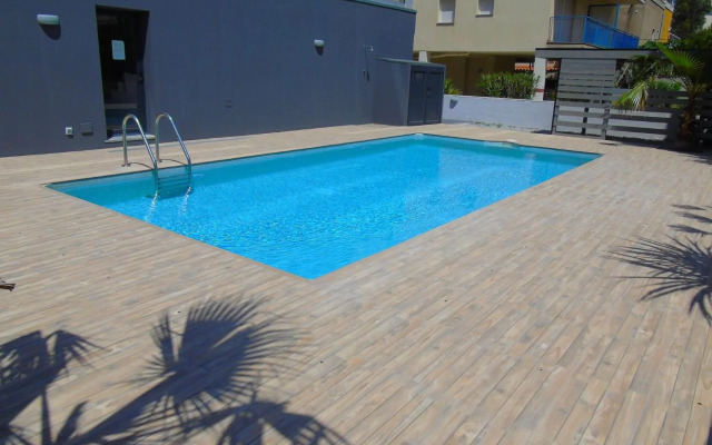 Appartement proche mer avec piscine Rosas