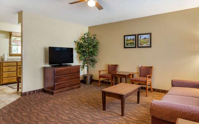 Comfort Inn & Suites Branson Meadows