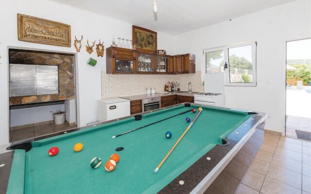 Stunning Home in Tribunj With Wifi and 4 Bedrooms