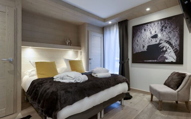 Le C Residence Apartment T4 Cabins A06