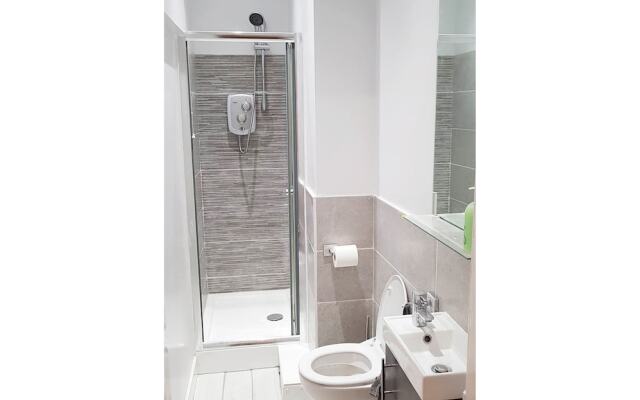 Glasgow South-side City Apartment