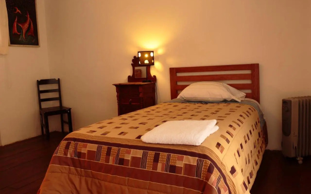 Emperatriz Guest House