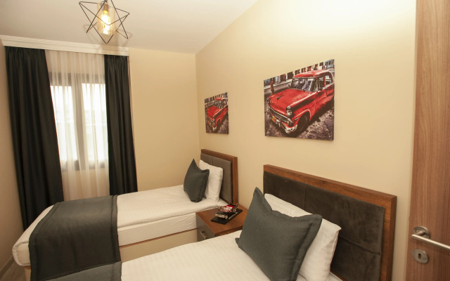 Empula Hotel & Residences