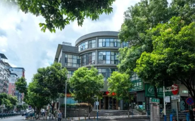 Tianhao Business Hotel
