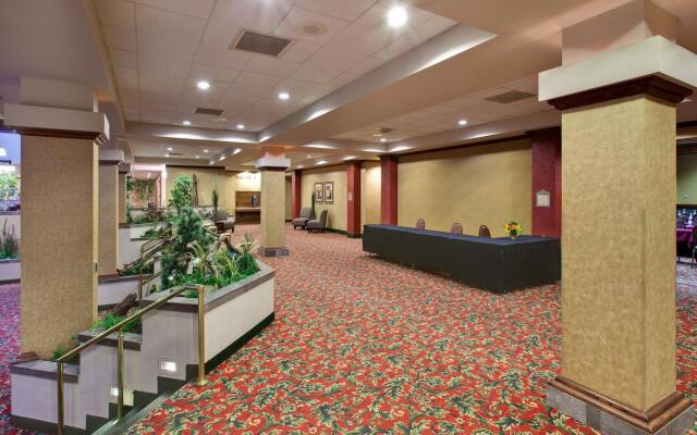 DoubleTree by Hilton Rapid City Downtown Convention Center