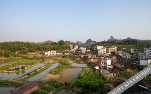 The story of Danxia Inn