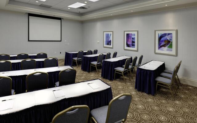 Niagara Fallsview Hotel Suites