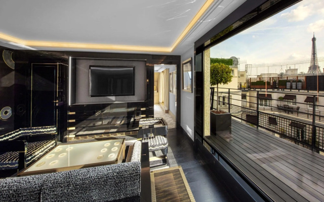 Prince de Galles, a Luxury Collection Hotel, Paris