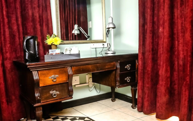 Caesars Guesthouse & Conference Centre