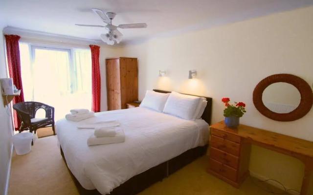 Marquis Hotel